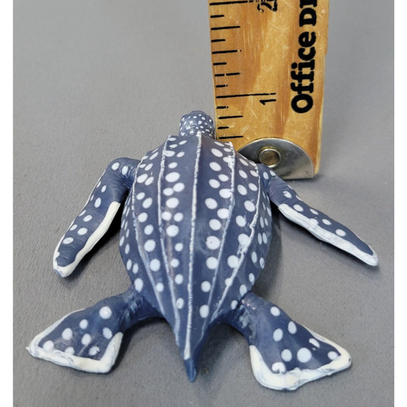 Leatherback Sea Turtle Figure Blue White Polka Dot PVC Toy Ocean Marine Life Toy - Picture 9 of 11